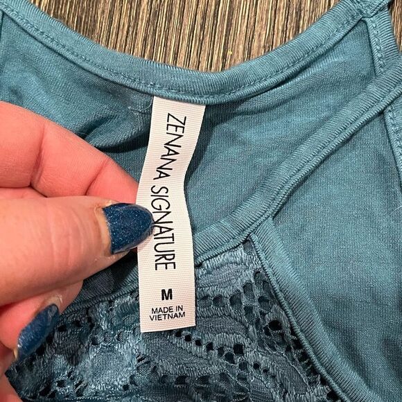 Zenana Signature Halter Tank Top Lace Front Sleeveless Crewneck Blue Size Medium - Picture 3 of 5